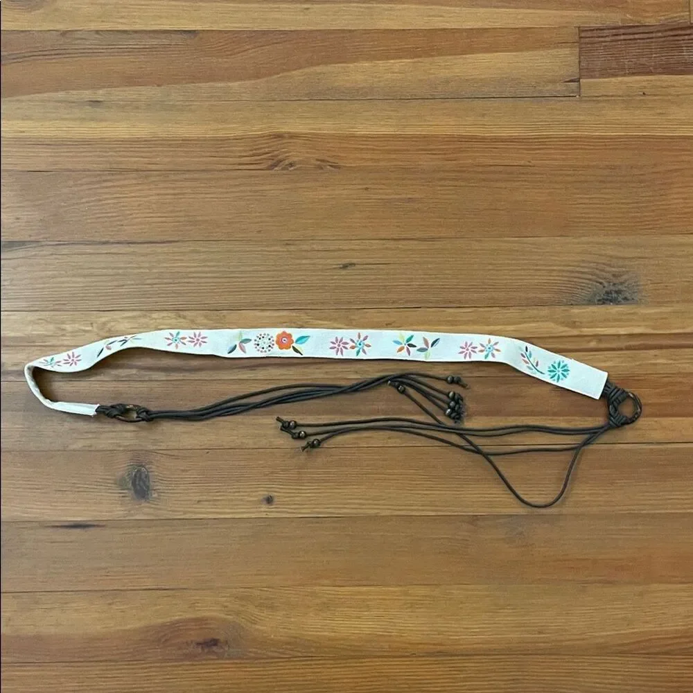 White Floral Embroidered Macrame Strap Tie Belt One Size